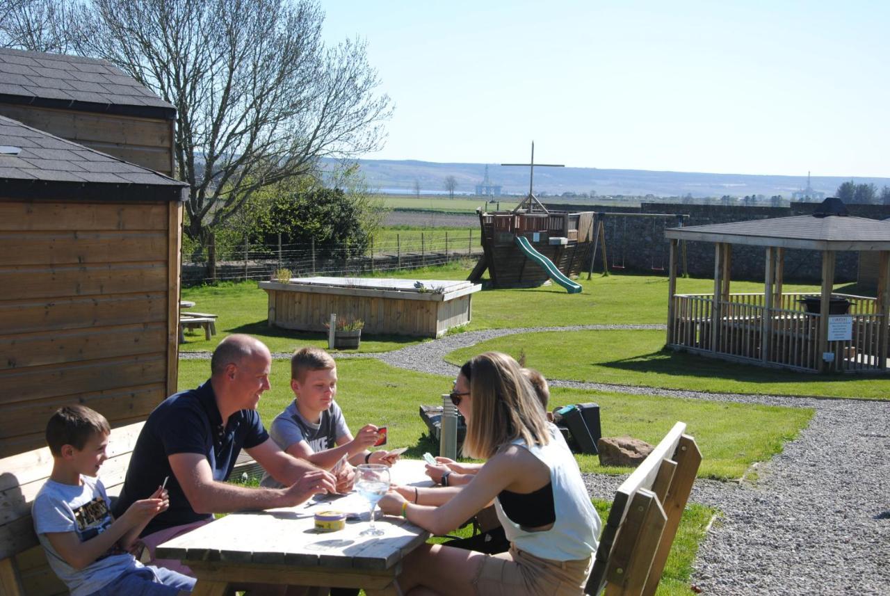 Delny Glamping And Farm Animals Hotell Invergordon Eksteriør bilde