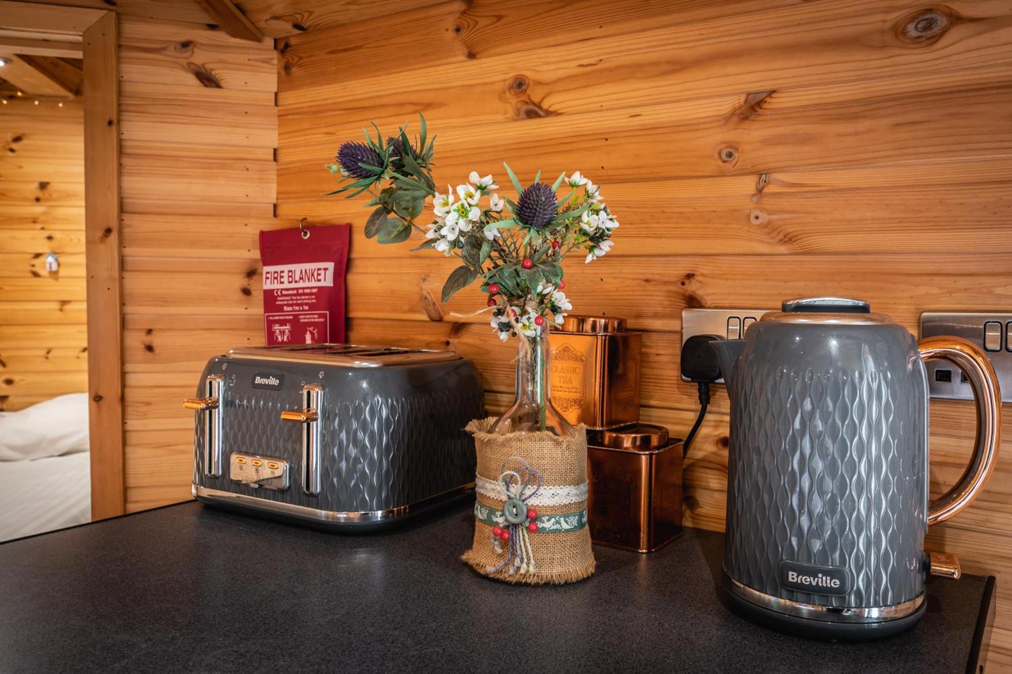 Delny Glamping And Farm Animals Hotell Invergordon Eksteriør bilde