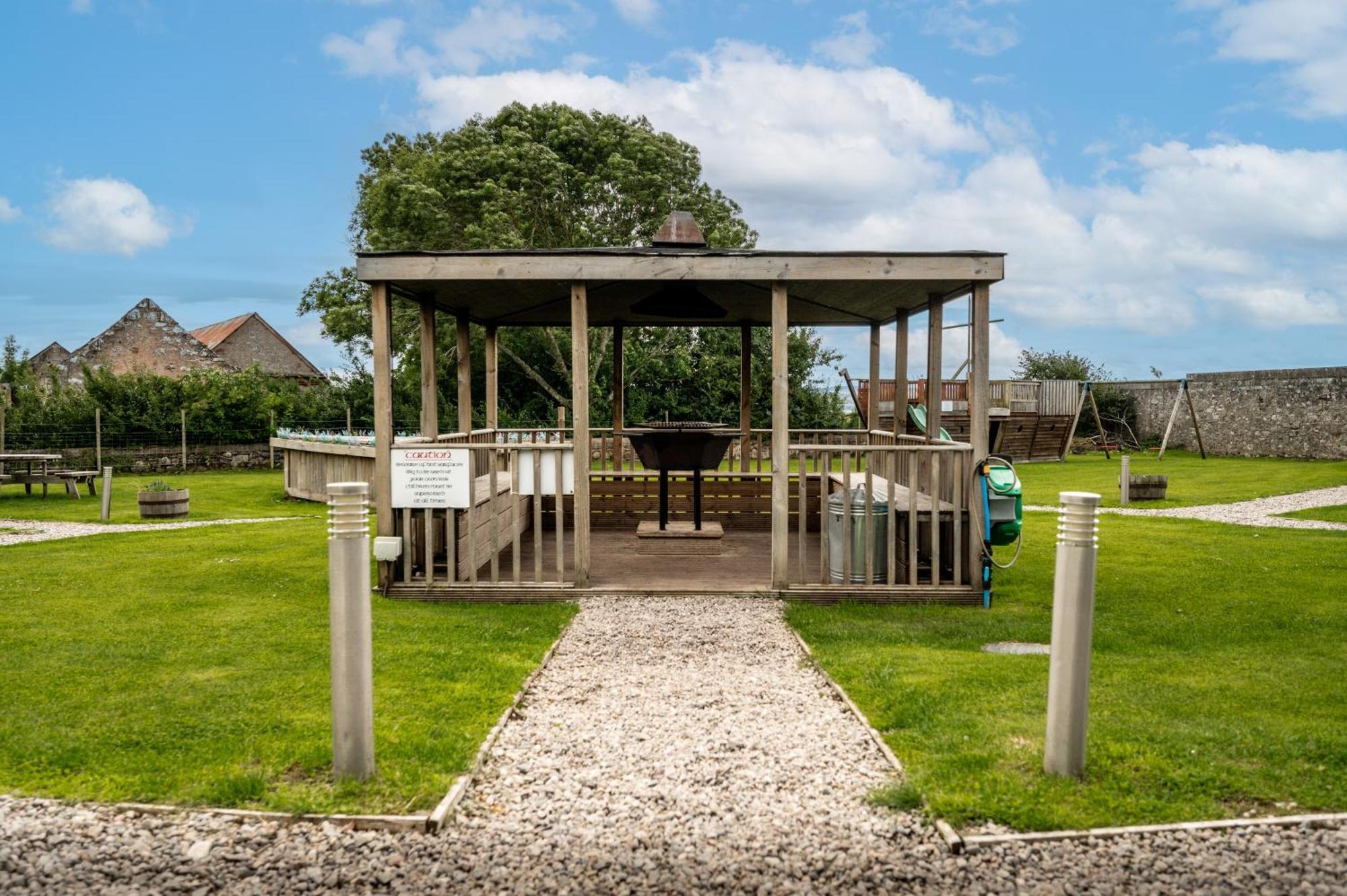 Delny Glamping And Farm Animals Hotell Invergordon Eksteriør bilde
